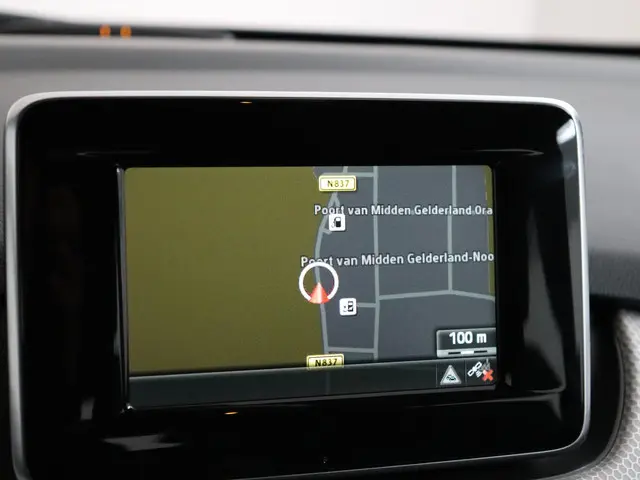 Mercedes-Benz B-Klasse 180 Prestige 2014 Benzine 10