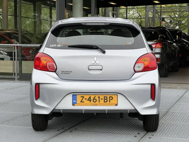 Mitsubishi Space Star 1.2 Connect+ 2024 Benzine 15