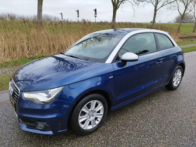 Audi A1 1.2 TFSI Pro Line S ** 135.320 km NAP ** 2014 Benzine 2