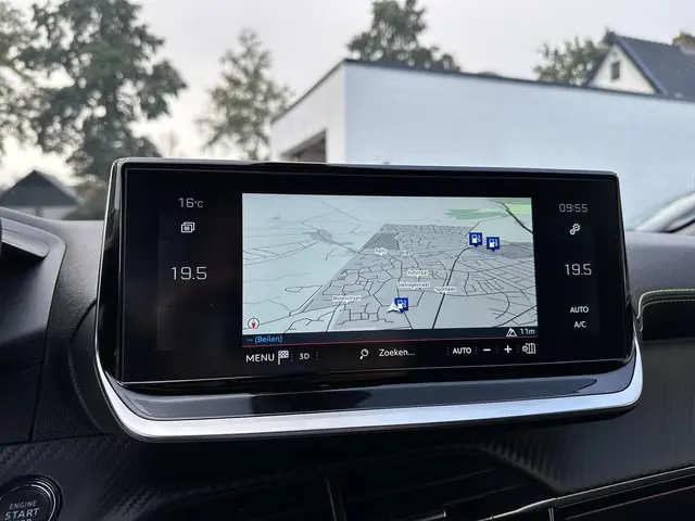 Peugeot 2008 1.2 Turbo 130 PK GT 2022 Benzine 21