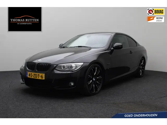 BMW 3 Serie Coupé 325i Business Line Sport 2012 Benzine