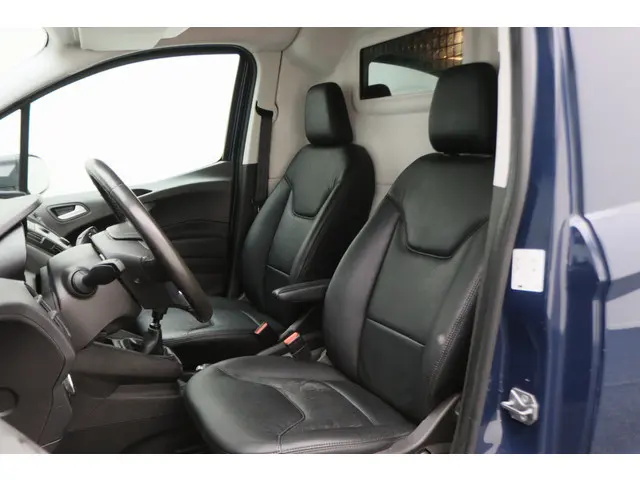 Ford Transit Courier 1.5 TDCI Trend 2018 Diesel 10