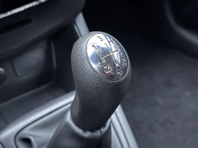 Renault Clio Estate 0.9 TCe Expression 2014 Benzine 16