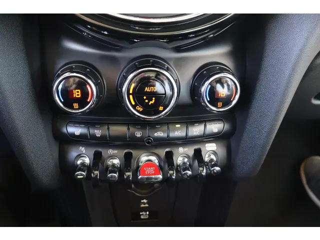 MINI Cooper Mini 2.0 John Works Chili 2021 Benzine 24