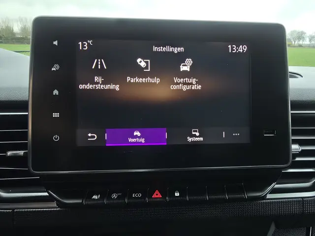 Renault Trafic 2.0 dCi L2 H1 2023 Diesel 32