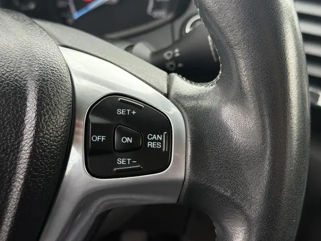 Ford EcoSport 1.0 EcoBoost Titanium 2015 Benzine 16