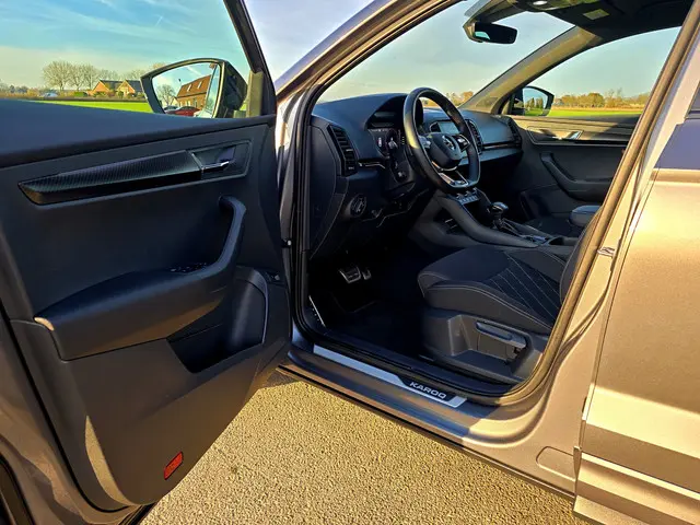 Škoda Karoq 1.5 TSI ACT Sportline Business 2024 Benzine 21