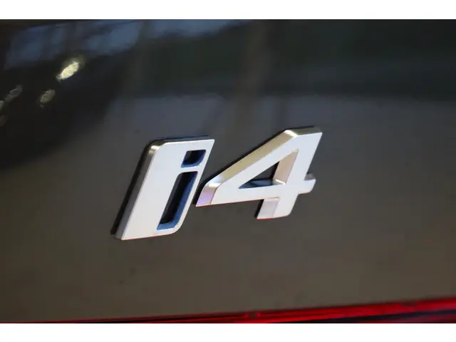 BMW i4 eDrive40 2025 Elektrisch 26