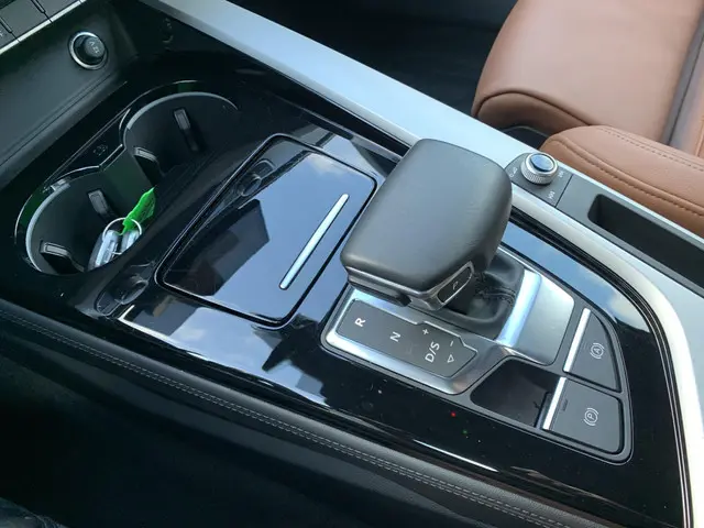 Audi A4 Limousine 40 TFSI Business Edition 2021 Benzine 16