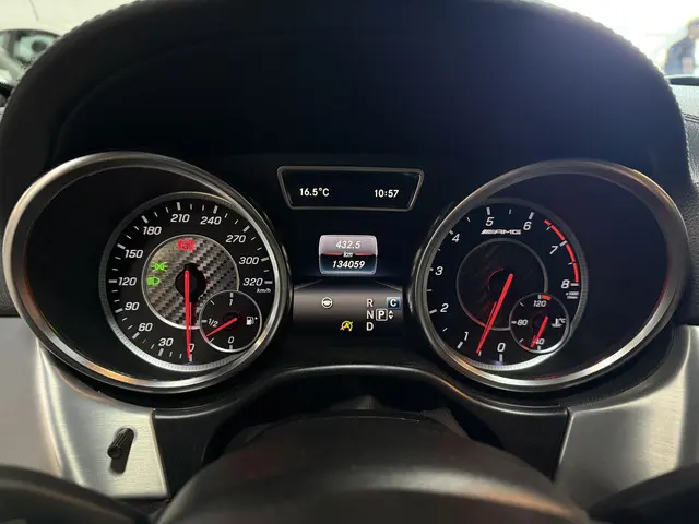 Mercedes-Benz GLE AMG 63 4MATIC 2016 Benzine 23