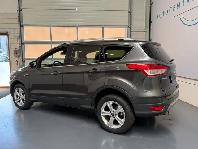 Ford Kuga 1.5 Titanium 1 JAAR BOVAG GARANTIE 2016 Benzine 11