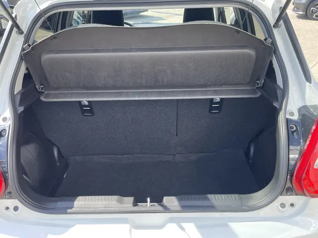 Suzuki Swift 1.2 Select Smart Hybrid 2024 Hybride Benzine 9