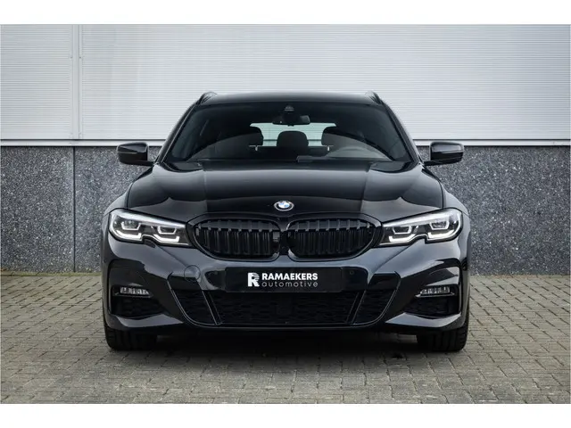 BMW 3 Serie Touring 320i M Sport High Ex 2021 Benzine 9