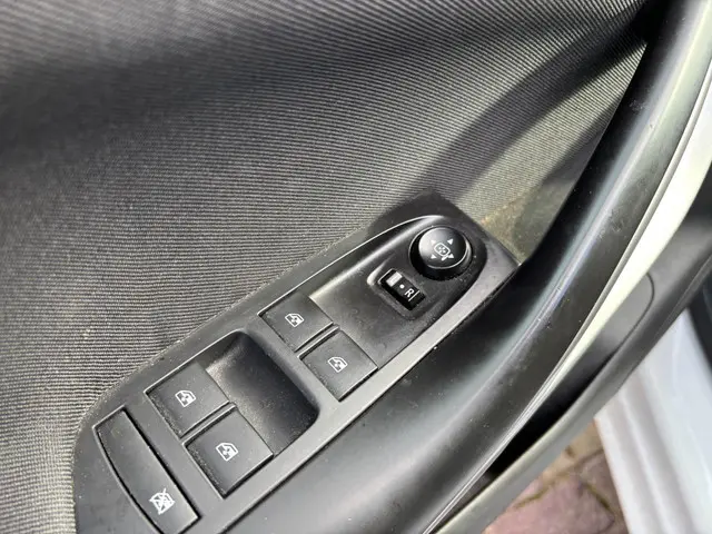 Opel Astra 1.4 2017 Benzine 16