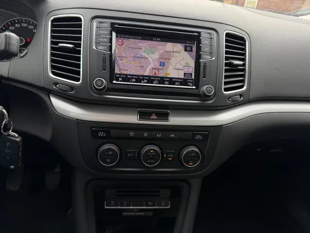 Volkswagen Sharan 1.4 TSI Exclusive Series 2017 Benzine 18