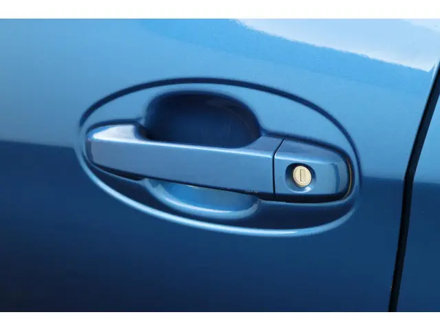 Toyota Yaris 1.5 Hybrid Lease 2015 Hybride Benzine 36