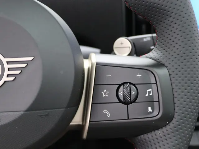 MINI 3-Deurs Cooper 2025 Benzine 17