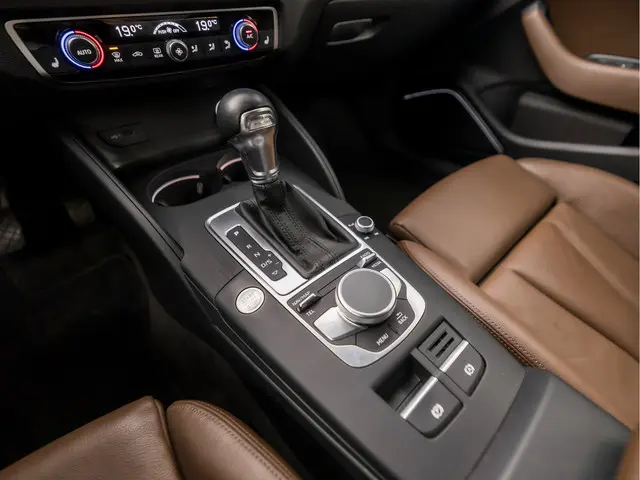 Audi A3 Sportback 1.4 e-tron Sport 2018 Hybride Benzine 13