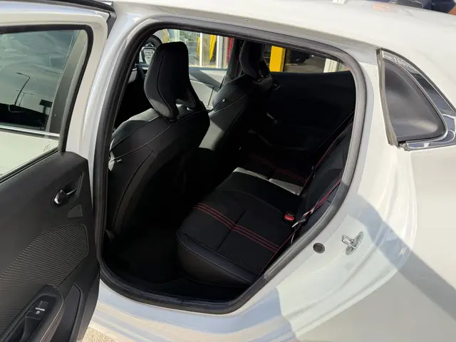 Renault Clio 1.3 TCe R.S. Line 2020 Benzine 6
