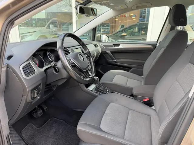 Volkswagen Golf Sportsvan 1.2 TSI Highline 2015 Benzine 15