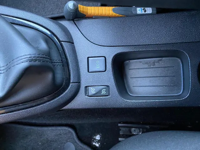 Renault Clio Estate 0.9 TCe Intens 2019 Benzine 23