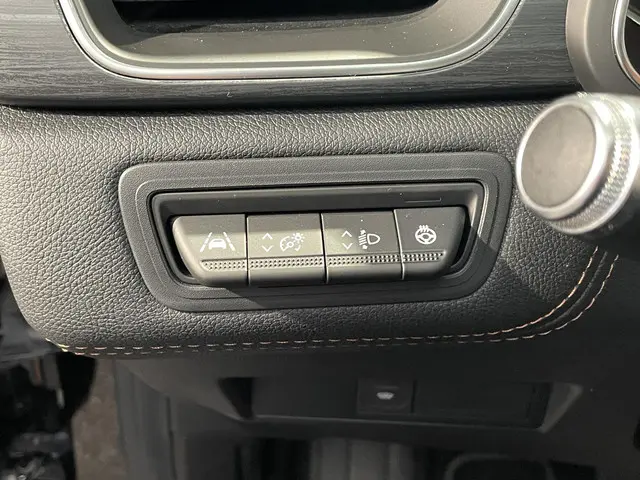 Renault Captur 1.3 TCe 130 Initiale Paris 2020 Benzine 32