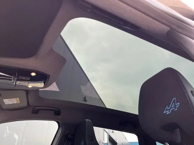 Renault Espace esprit Alpine 2025 Hybride Benzine 28