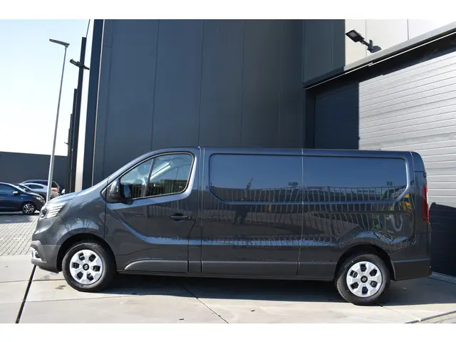 Renault Trafic Advance 2024 Diesel 3