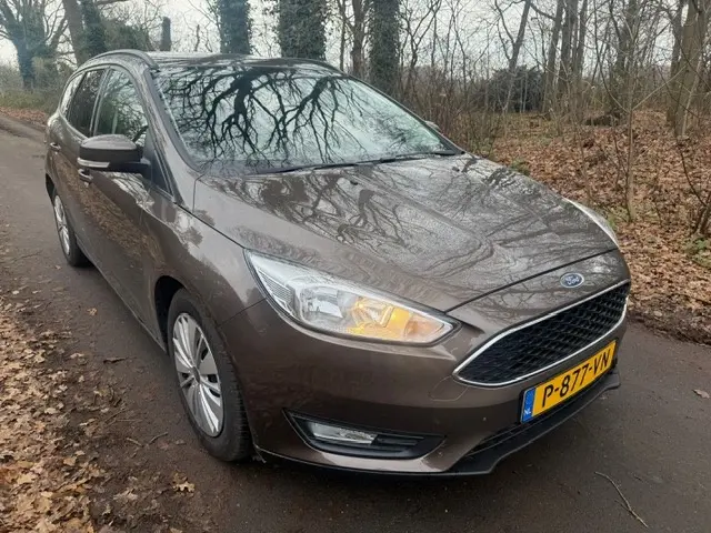 Ford Focus Wagon 1.0 Titanium 2015 Benzine 3