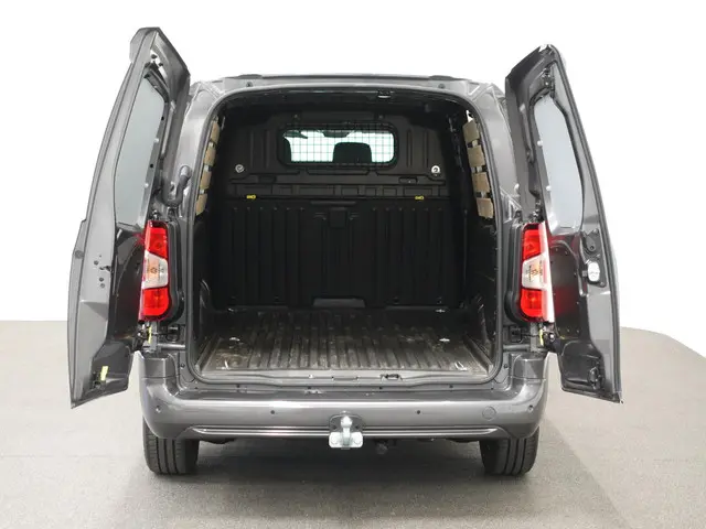 Peugeot Partner 1.5 L2 2023 Diesel 3