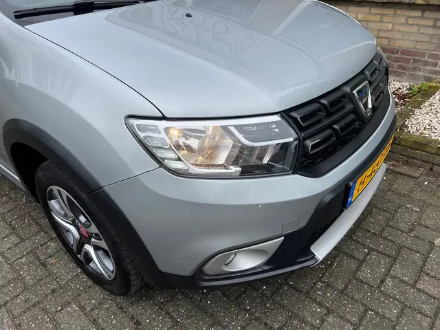 Dacia Logan MCV 0.9 TCe Tech Road 2020 Benzine 25