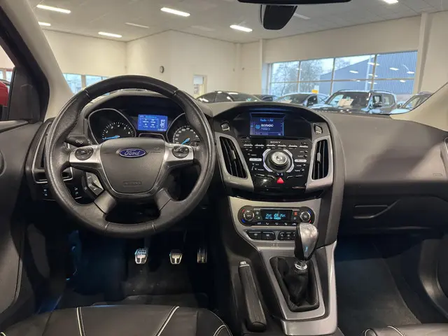 Ford Focus 1.6 EcoBoost Titanium 2013 Benzine 14