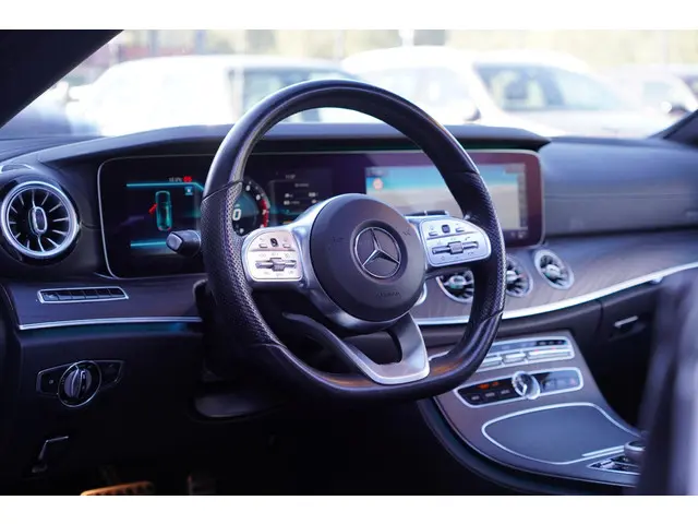 Mercedes-Benz E-Klasse Coupé 200 Premium 2018 Benzine 21