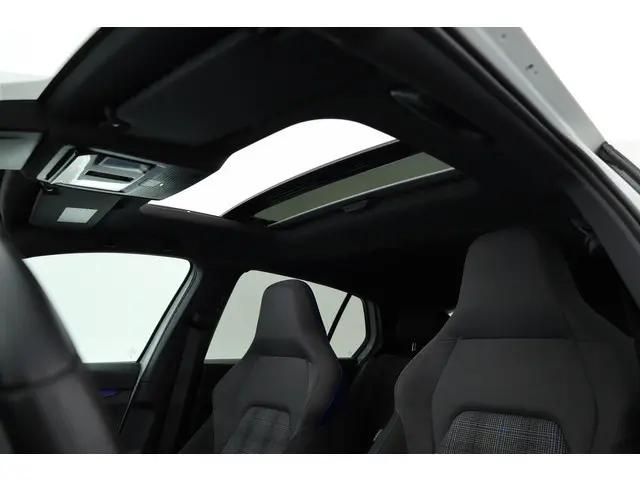 Volkswagen Golf 1.4 eHybrid GTE 2023 Hybride Benzine 38