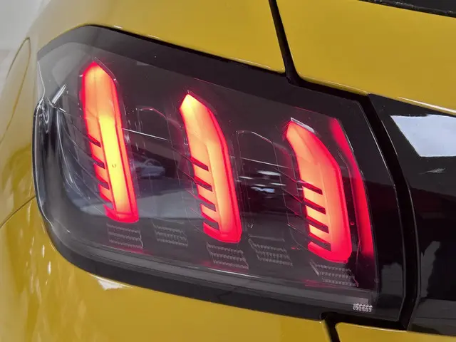 Peugeot e-208 EV GT Pack 50 kWh 2021 Elektrisch 24