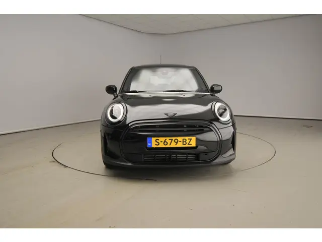 MINI 5-Deurs Cooper 2023 Benzine 5