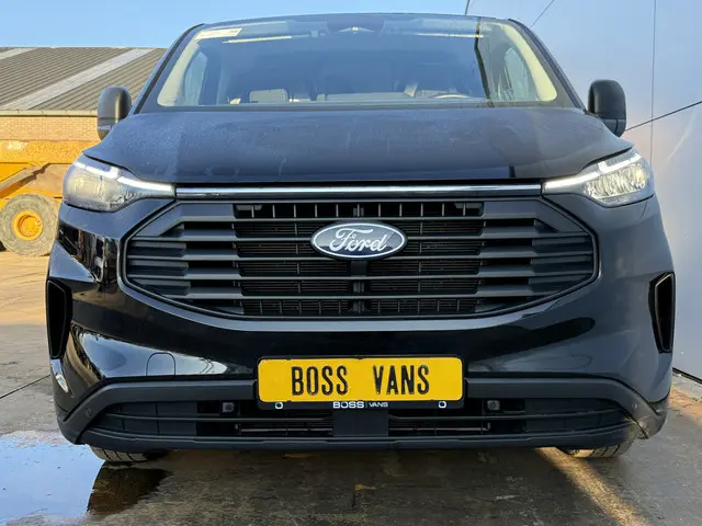 Ford Transit Custom 320 2.0 TDCI 136PK 2024 Diesel 18