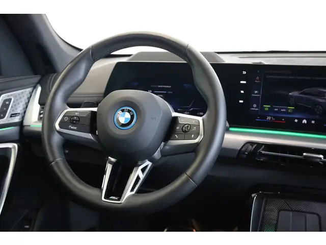 BMW iX1 xDrive30 2024 Elektrisch 11