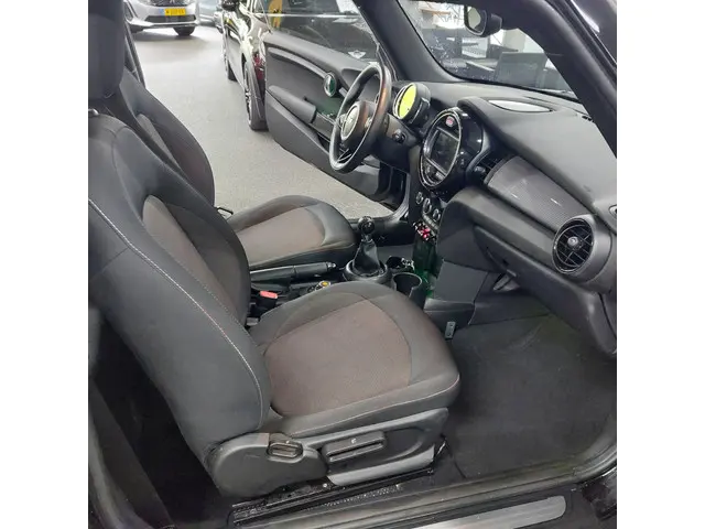 MINI Cooper 1.5 Pepper-100 KW NL-auto 2020 Benzine 23