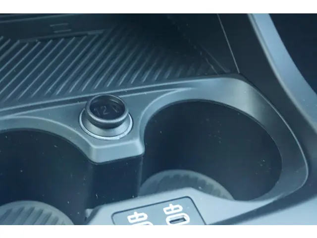 BMW 1 Serie 5-Deurs 120 2025 Benzine 20