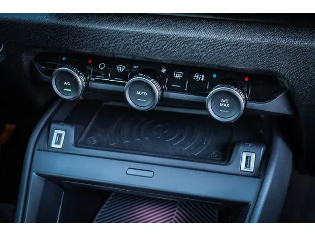 Citroën C4 1.2 Puretech Business Plus 2021 Benzine 11