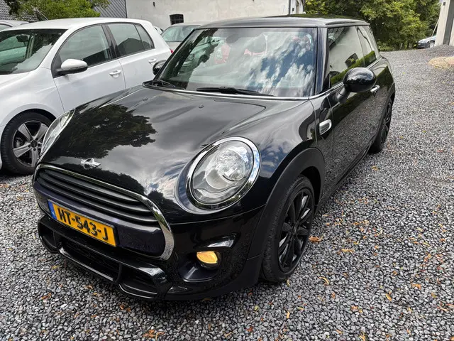 MINI Cooper Mini 1.5 JCW PAKKET 2016 Benzine