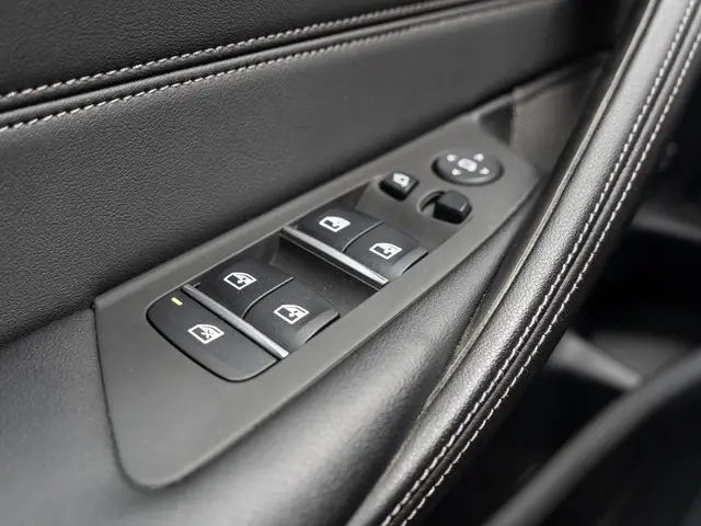 BMW 5 Serie Sedan 530e xDrive 2021 Hybride Benzine 25