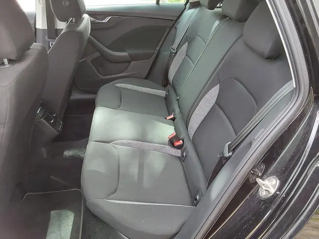 Škoda Kamiq 1.0 TSI Active 2021 Benzine 9