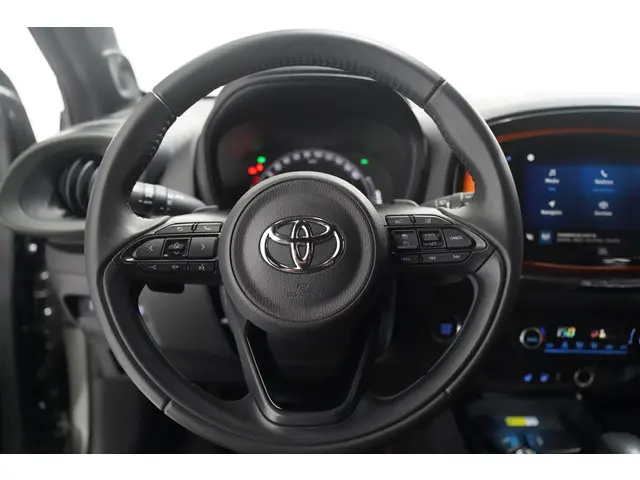 Toyota Aygo X 1.0 VVT-i S-CVT Limited 2022 Benzine 22