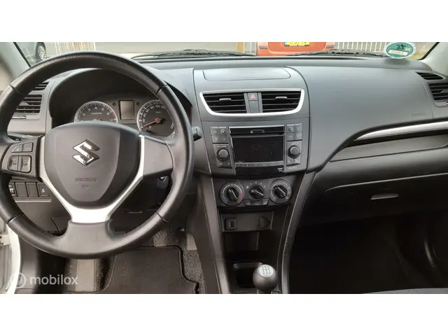 Suzuki Swift 1.2 Beat EASSS / 123040 km.(NAP) 2015 Benzine 15