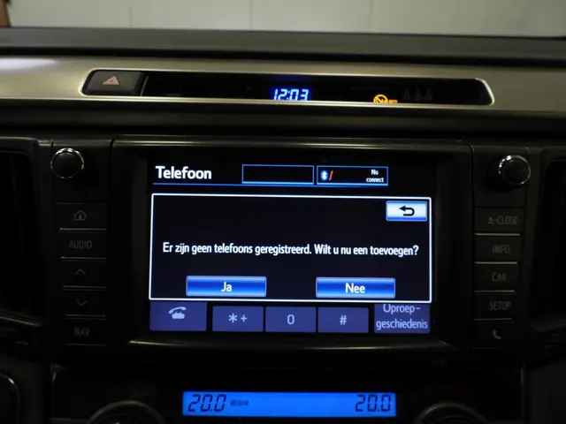 Toyota RAV4 2.0 Executive Business 4WD 2014 Benzine 10