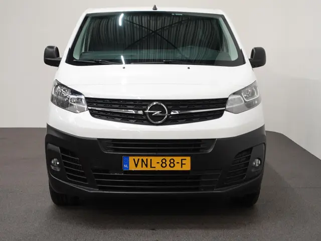 Opel Vivaro 1.5 CDTI L3H1 Edition 2022 Diesel 32