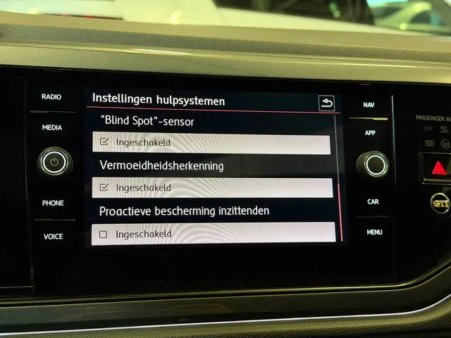 Volkswagen Polo 2.0 TSI GTI|PANO|BOMVOL! 2019 Benzine 22