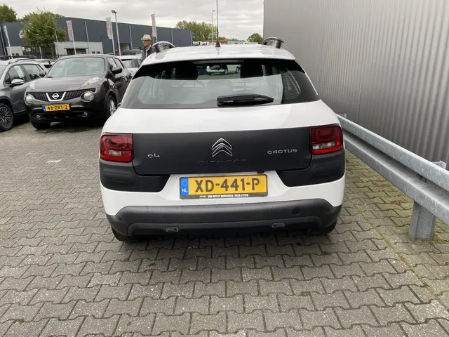 Citroën C4 Cactus 1.2 PureTech Business 2015 Benzine 8